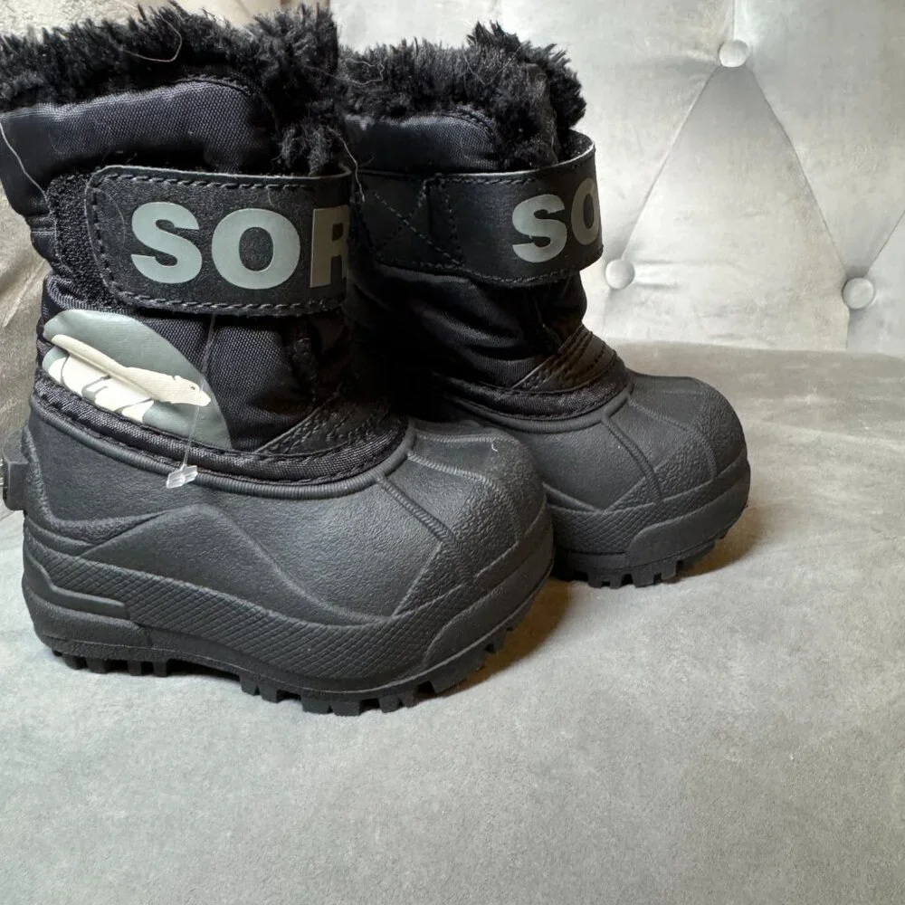 Sorel Toddler‎ Snow Black Charcoal Commander Boot Size 4 NWOT